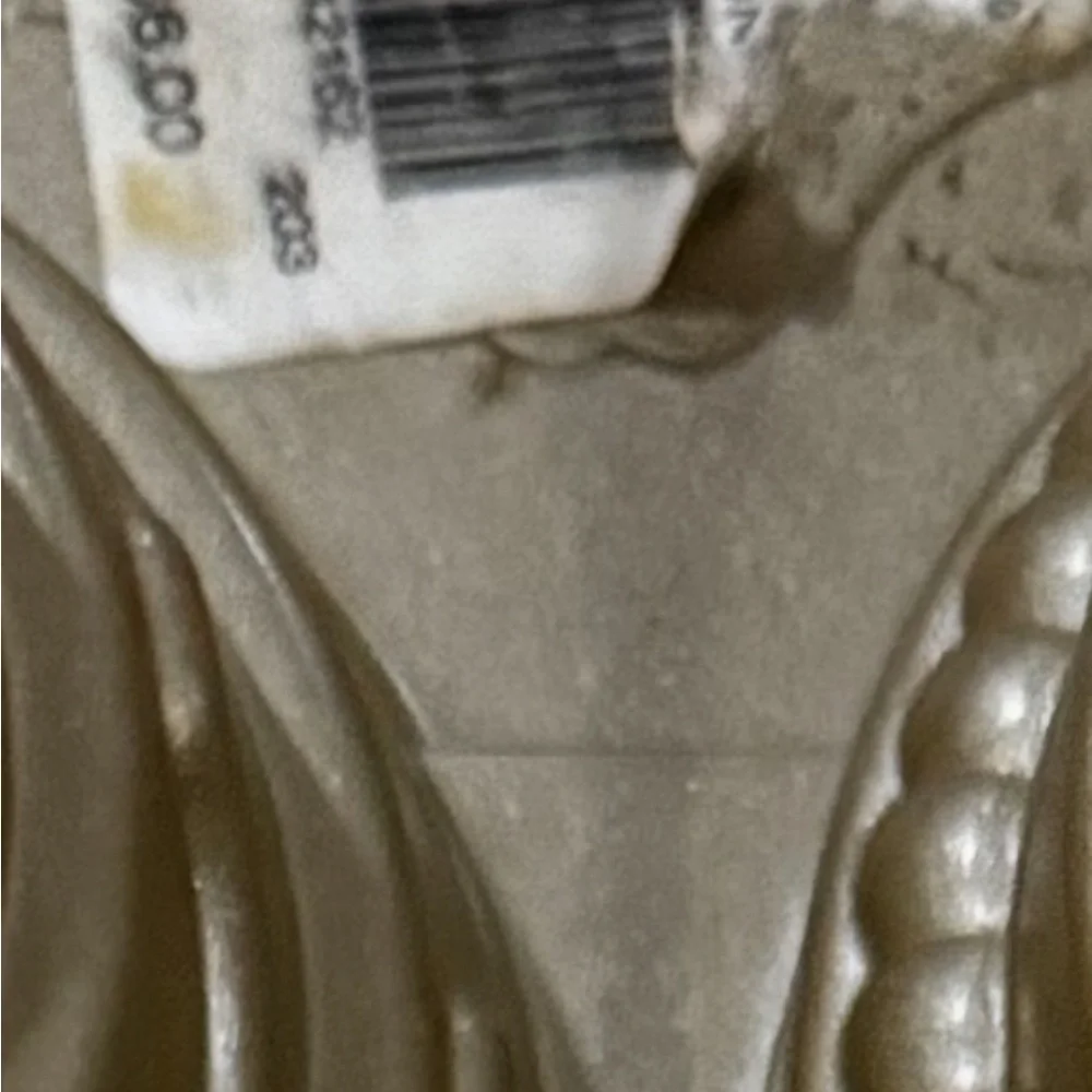 New Nordic Ware Gold Mini Cakelet Cake Pan. - Picture 4 of 4